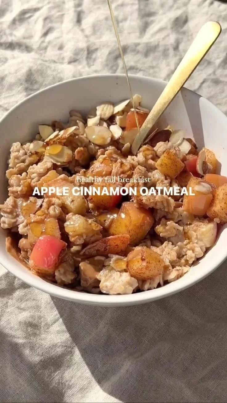 Apple Cinnamon Oatmeal Bowl