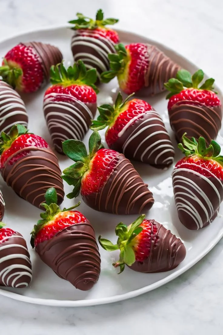 Valentine's Day Truffles: 3 Bags for £10 + Free Shipping | Chocolate Covered Strawberry Recipe, Chocolate Dipped Strawberries, Cooking Classy